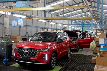 Chery Masih Numpang Produksi di Pabrik Handal, Pabrik Mandiri Masih Dikaji