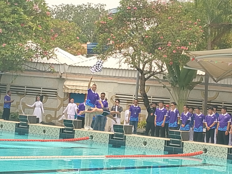 Atlantis Ancol Gelar Renang Estafet 24 Jam dan Bendera 360 Meter