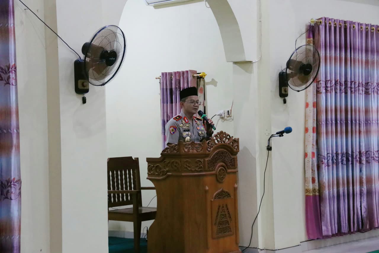 Wakapolda Babel Subuh Keliling di Masjid Belitung Timur, Ajak Warga Waspadai Narkoba dan Perundungan