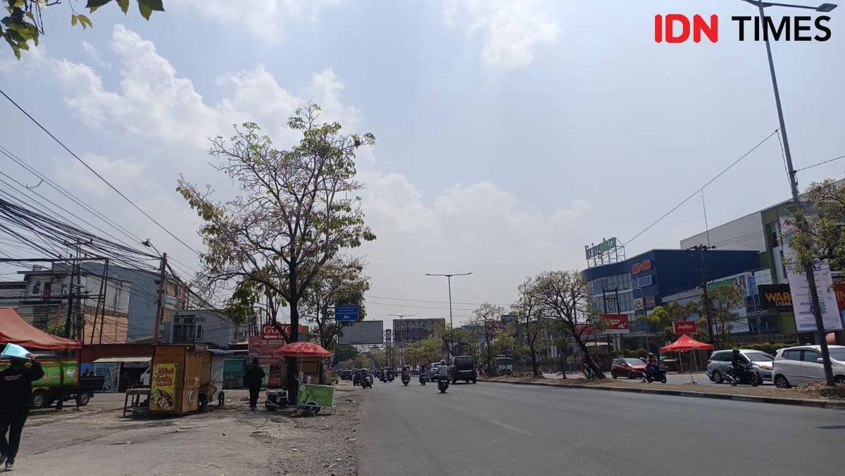 Kualitas Udara Makassar Pagi Ini Masih Tidak Sehat, PM2,5 Capai 86,1 µg/m³ di Maros