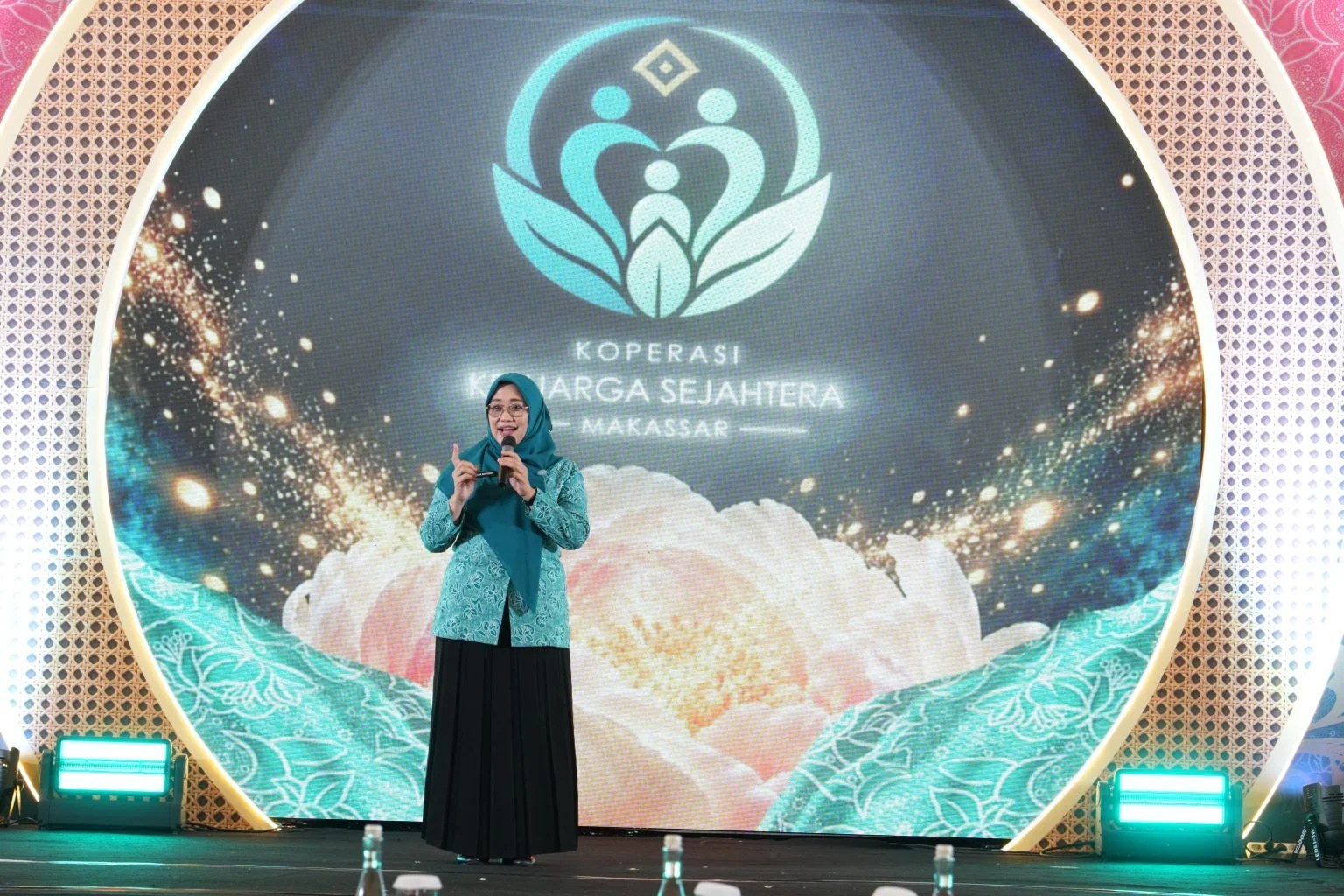 TP PKK Makassar Luncurkan Logo Koperasi Konsumen Keluarga Sejahtera di Jambore HKG ke-54