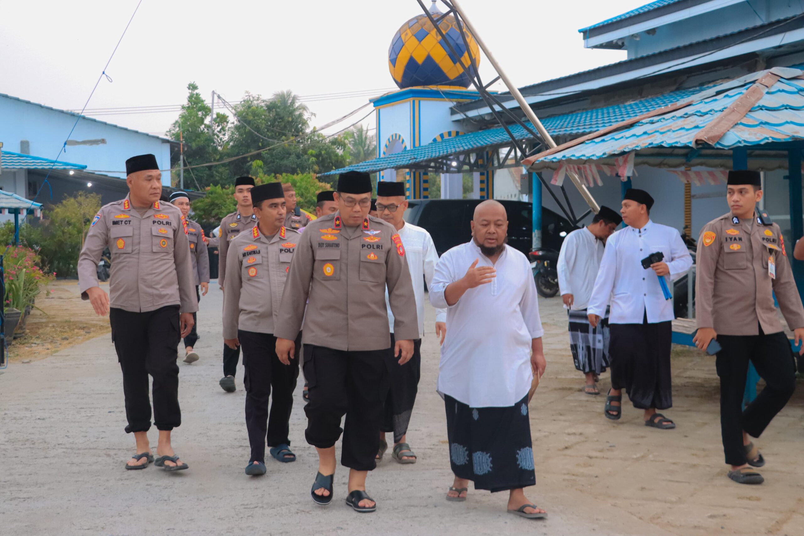 Wakapolda Gorontalo Sambangi Ponpes Al-Islam Telaga Biru, Ajak Santri Jadi Pelopor Kamtibmas
