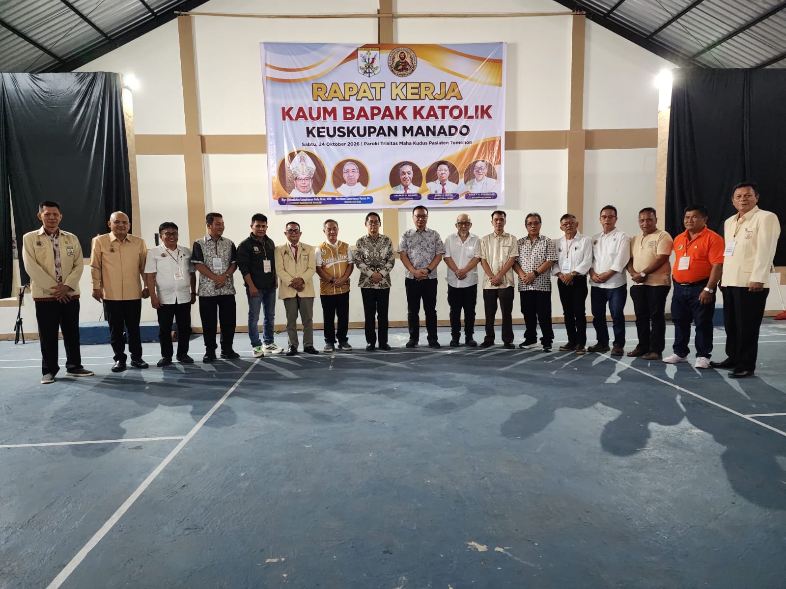 Wali Kota Bitung Hengky Honandar Hadiri Raker KBK Keuskupan Manado, Bahas 5 Kandidat Tuan Rumah Konferensi