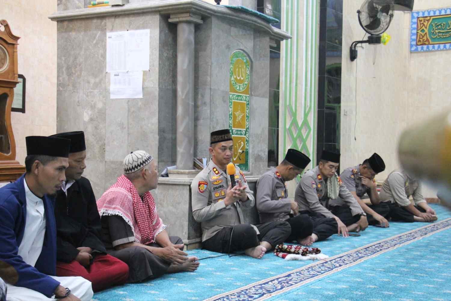 Kapolres Rejang Lebong Sholat Subuh Keliling di Masjid Darul Hikmah, Warga Curup Minta Geng Motor dan Knalpot Brong Ditindak