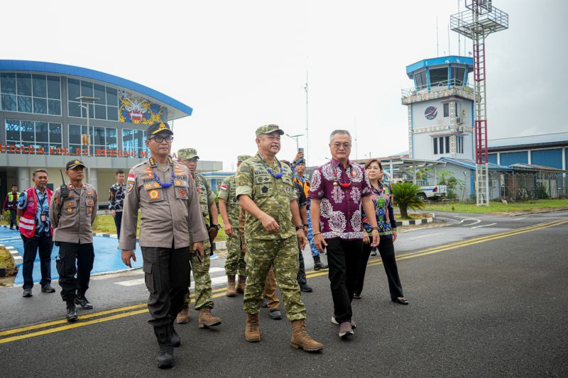 Wakil Panglima TNI Jenderal Maruli Kunjungi Malinau, Bahas Percepatan Jalan Perbatasan Kaltara