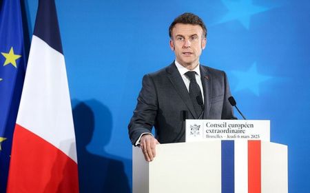 Macron Sebut Serangan Trappes Titik Balik Terorisme Rasial di Prancis