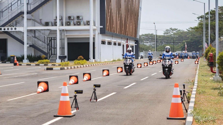 Astra Motor Buka Safety Riding Center di Semarang, Edukasi Berkendara Aman untuk Warga Jateng