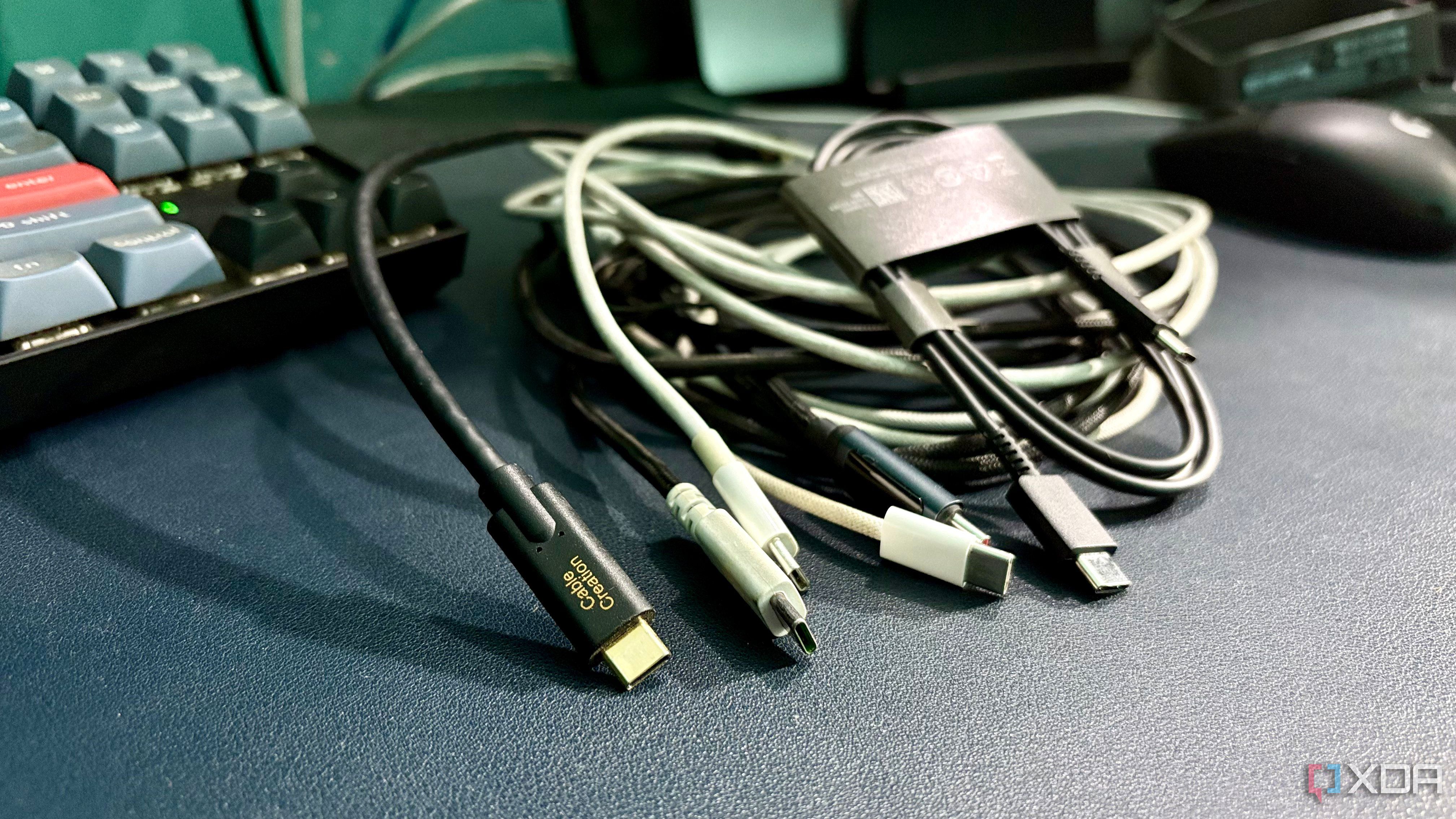 Kebanyakan Kabel USB-C Tak Bisa Menyalurkan Video ke Monitor, Ini Sebabnya