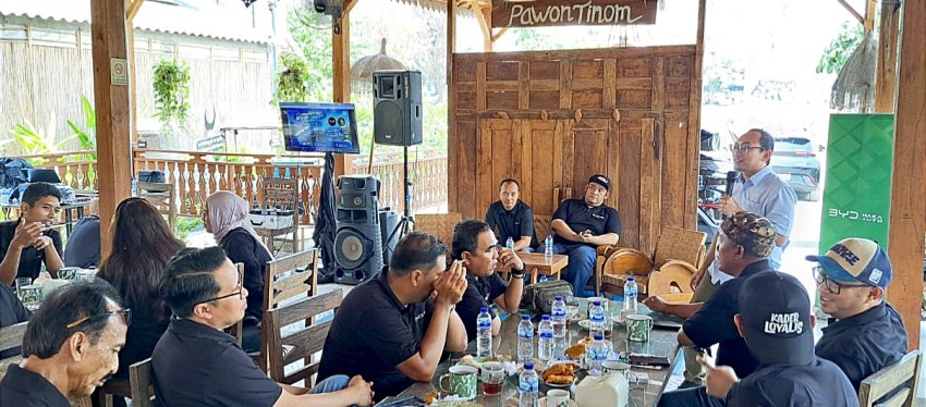 Haka Auto Gelar BYD Community Talk di Gresik, Uji Efisiensi M6 DM hingga V2L