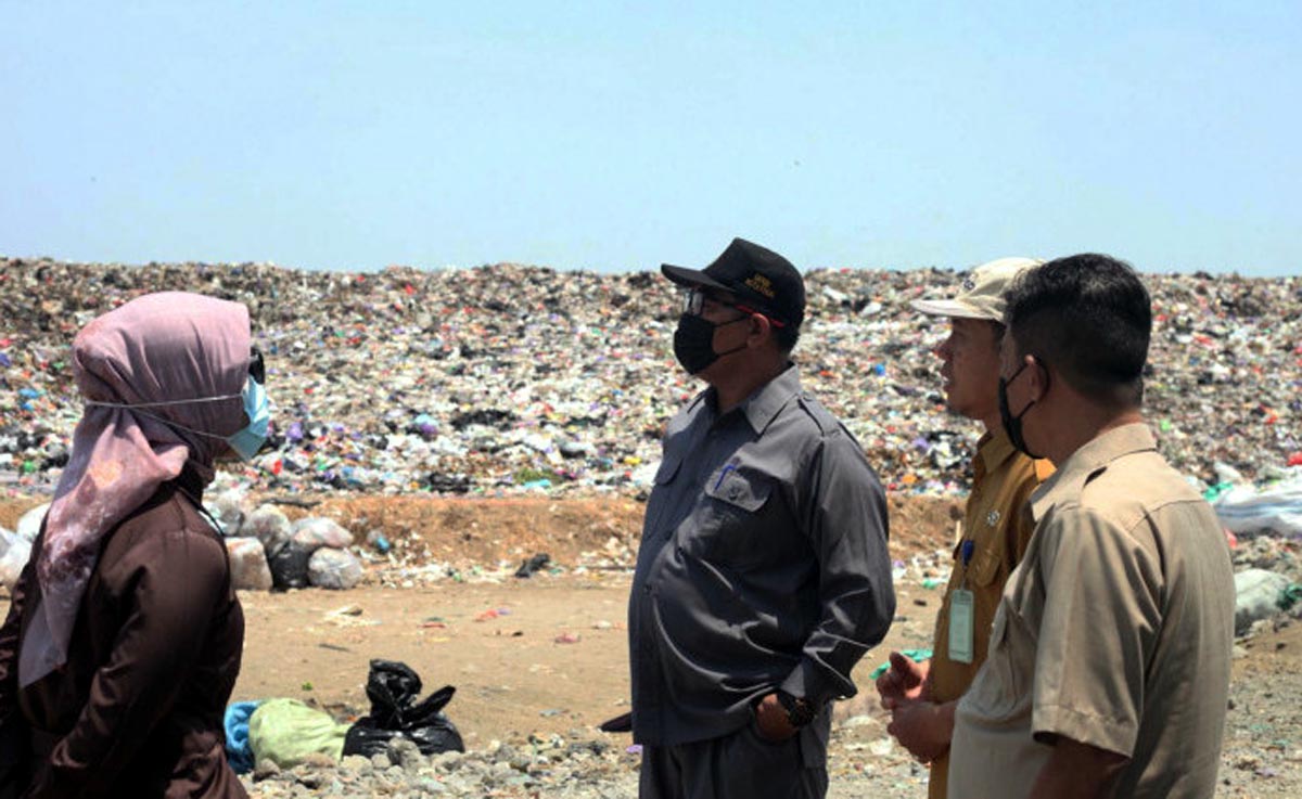 TPA Bokong Semar Tegal Kritis Belum Setahun Beroperasi, DPRD Sidak Temukan Sampah Setinggi 9 Meter