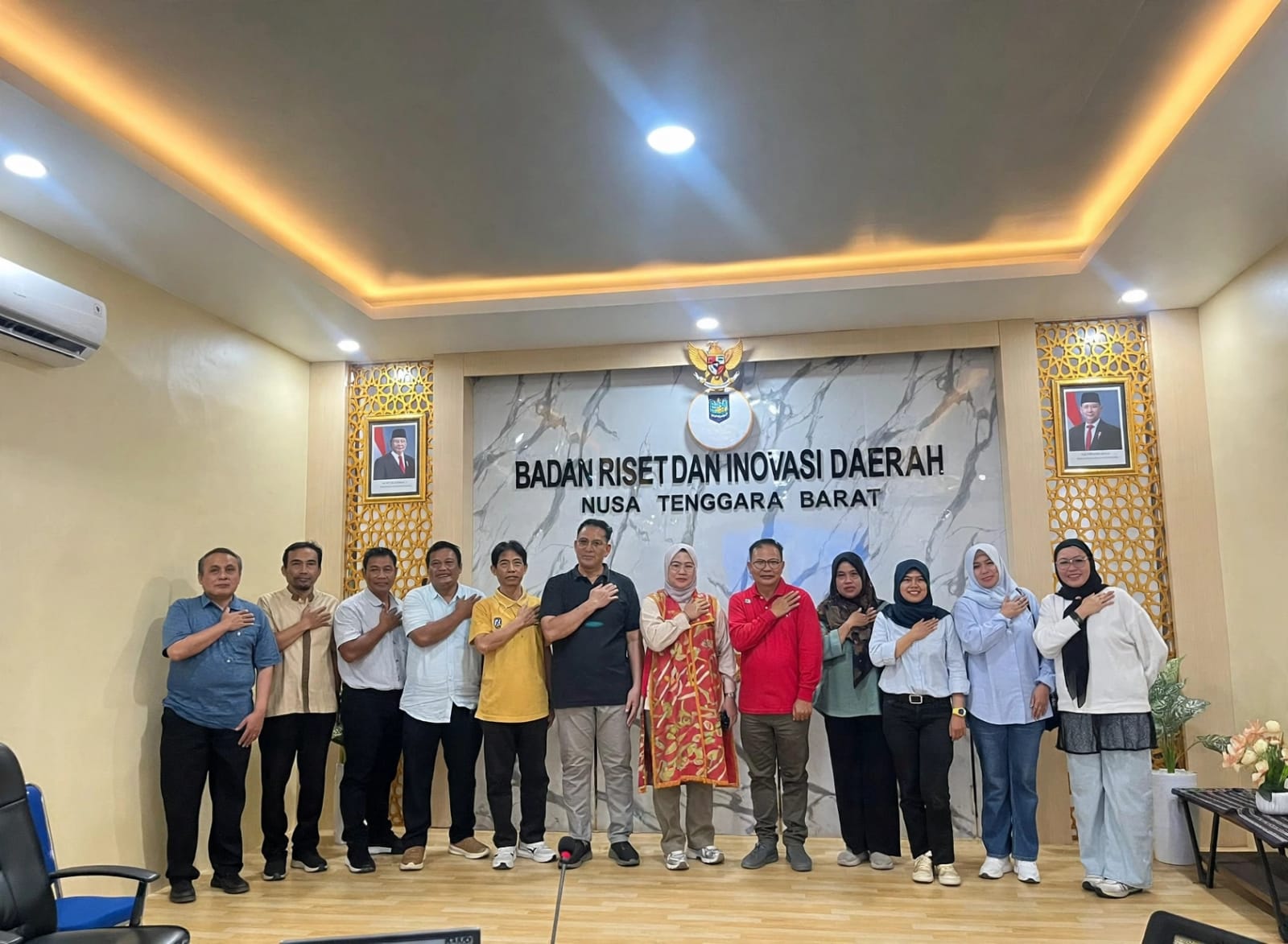 Dekranasda Sumbawa Jajaki Pewarna Alam untuk Tenun dan Kerajinan Kulit Jagung, Gandeng BRIDA NTB