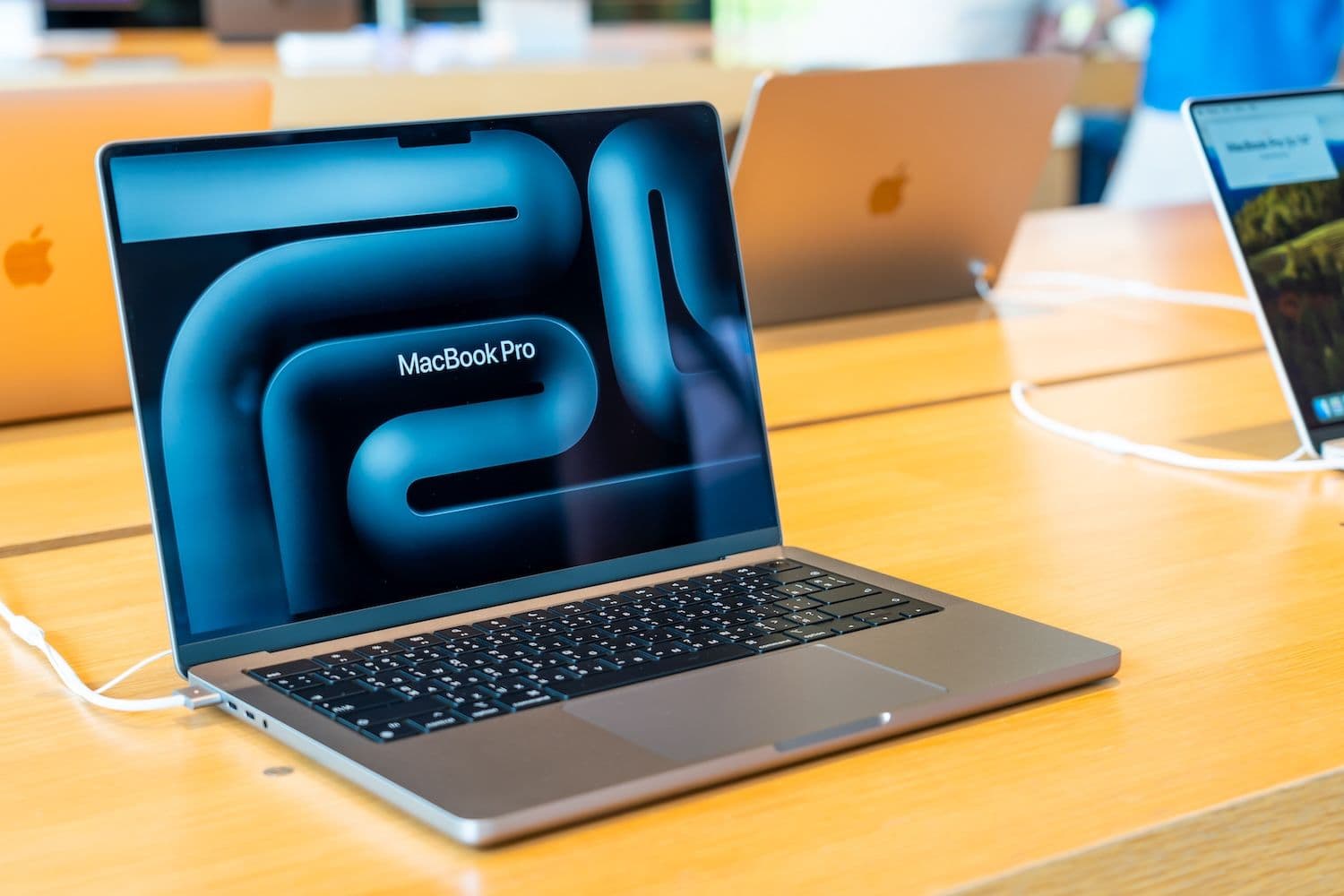 MacBook Pro OLED Layar Sentuh Dikabarkan Meluncur 28 Oktober 2026