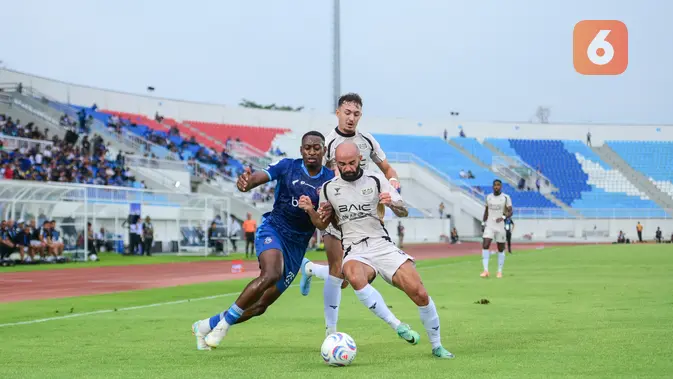 Arema FC Bungkam Dewa United 4-0, Raianderson Carreca Cetak Brace di Kanjuruhan