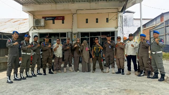 Satpol PP Sulbar Awasi Peredaran Rokok Ilegal di Pasangkayu dan Mamuju Tengah, Edukasi Pedagang Digencarkan