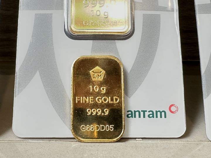 Harga Emas Antam Bertahan Rp2,540 Juta, BSU Rp900 Ribu Jadi Sorotan