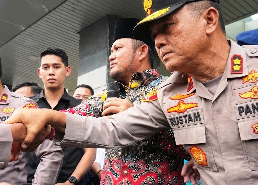 Gubernur Kaltim Rudy Mas'ud Pecat Ajudan Usai Intimidasi Mahasiswa GMNI di Halaman Kantor Gubernur Samarinda