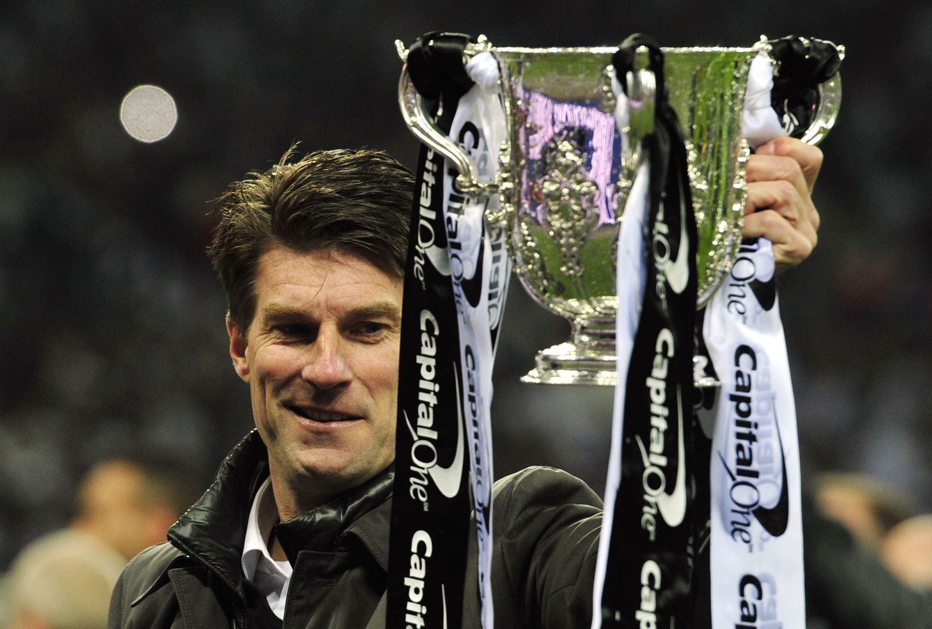Michael Laudrup Kenang Trofi Pertama Swansea: Kami Kalahkan Chelsea dan Liverpool
