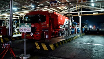 Pertamina Tambah Pasokan BBM dan Perpanjang Jam Operasional SPBU