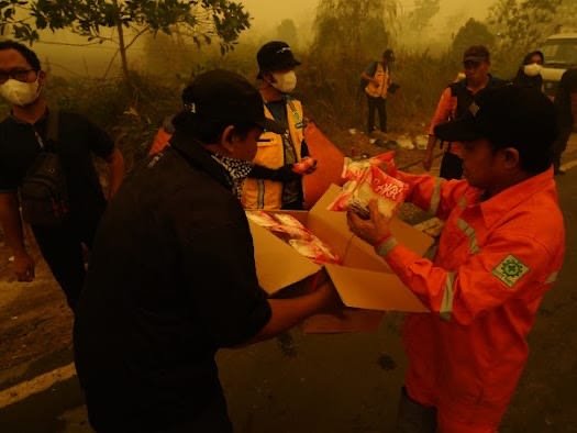 Relawan Mandiri Karhutla di Palangka Raya Disisir Komunitas dan Siswa Kelas Foto, Logistik Donatur Disalurkan