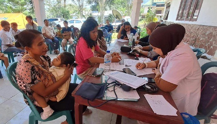 SCN Lingko Lodok Manggarai Fasilitasi Layanan Kesehatan 14 Anak Disabilitas Penyintas Gempa di Cibal Barat