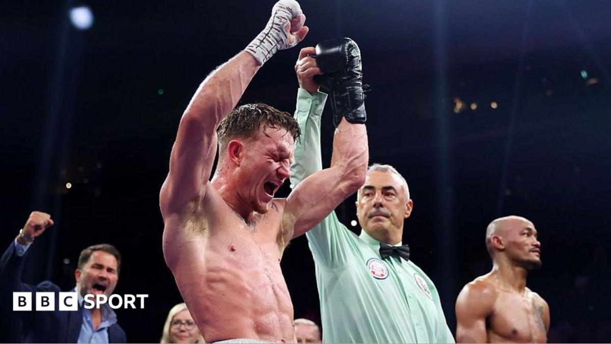 Dalton Smith Pertahankan Sabuk WBC Usai Menang Angka atas Alberto Puello