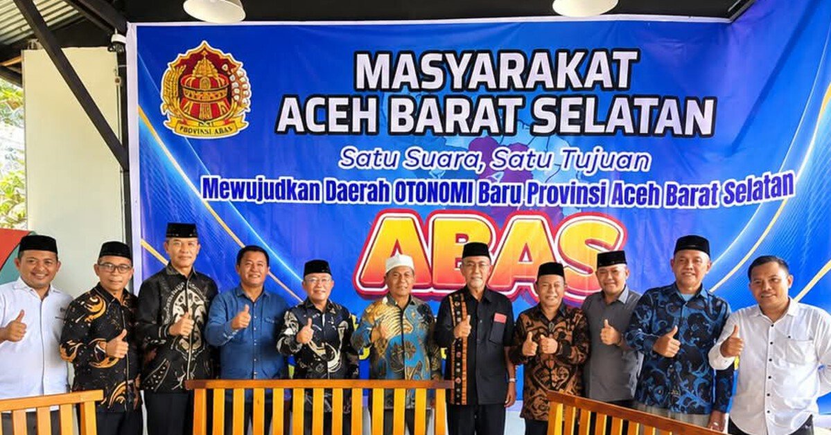 Moris Dikukuhkan sebagai Ketua KP3 ABAS Simeulue di Konsolidasi Akbar Enam Kabupaten Aceh Barat Selatan