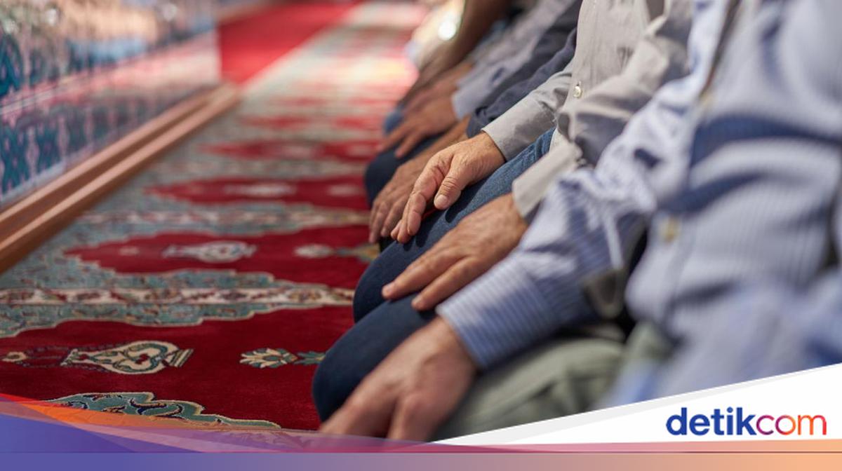 Jadwal Sholat Kota Cirebon Minggu 25 Oktober 2026, Imsak Pukul 03:54 WIB dan Magrib 17:42 WIB