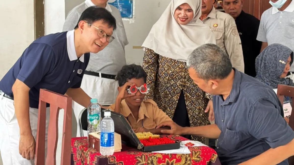 1.840 Warga 3 Kecamatan di Kutim Terima Layanan Kesehatan Gratis dan 2.000 Paket Sembako