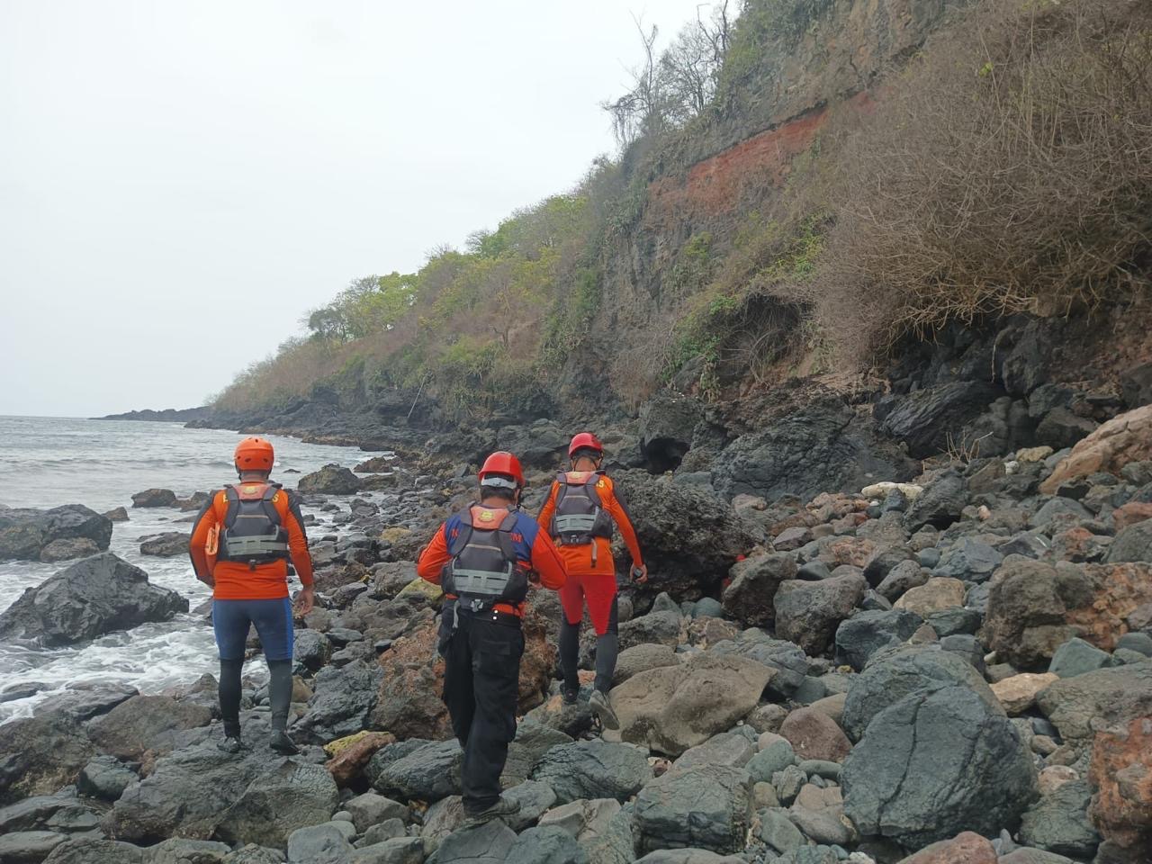 Tim SAR Gabungan Perluas Radius Pencarian Pemancing Tenggelam di Pantai Bukit Asah Karangasem