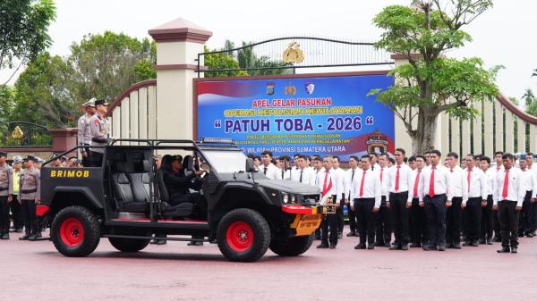 Kapolda Sumut Irjen Pol Sonny Irawan Pimpin Apel Operasi Patuh Toba 2026, Ajak Warga Budayakan Tertib Berlalu Lintas