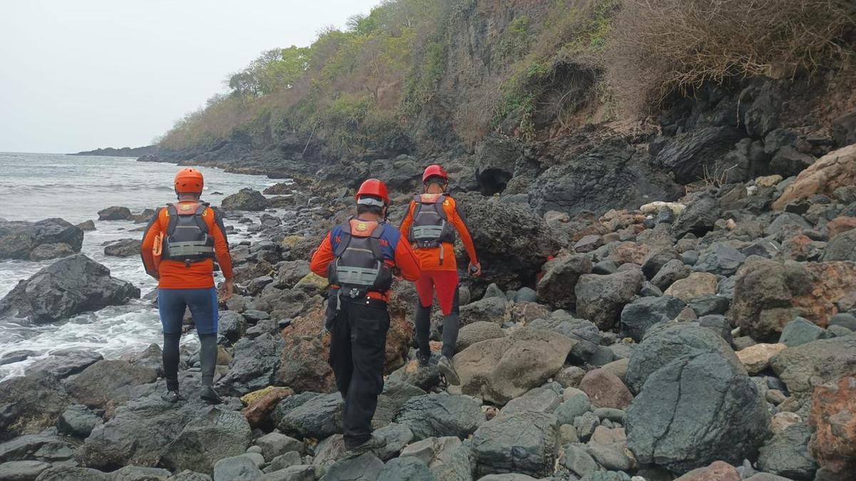 Pemuda Klungkung Hilang Terseret Ombak di Pantai Bukit Asah Karangasem, SAR Lanjutkan Pencarian Hari Kedua