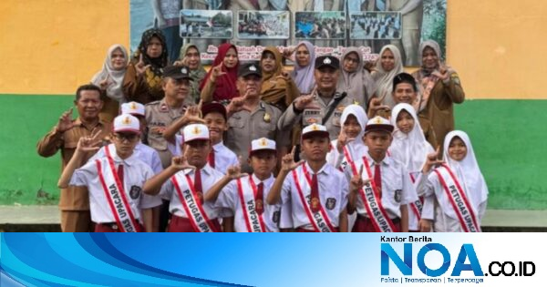SDN 4 Setia Aceh Barat Daya Gandeng Polsubsektor Setia Bentuk Karakter Siswa Lewat Upacara Bendera