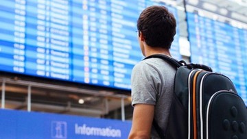 Turis AS Tidur di Lantai Bandara San Francisco demi Hemat Biaya Hotel