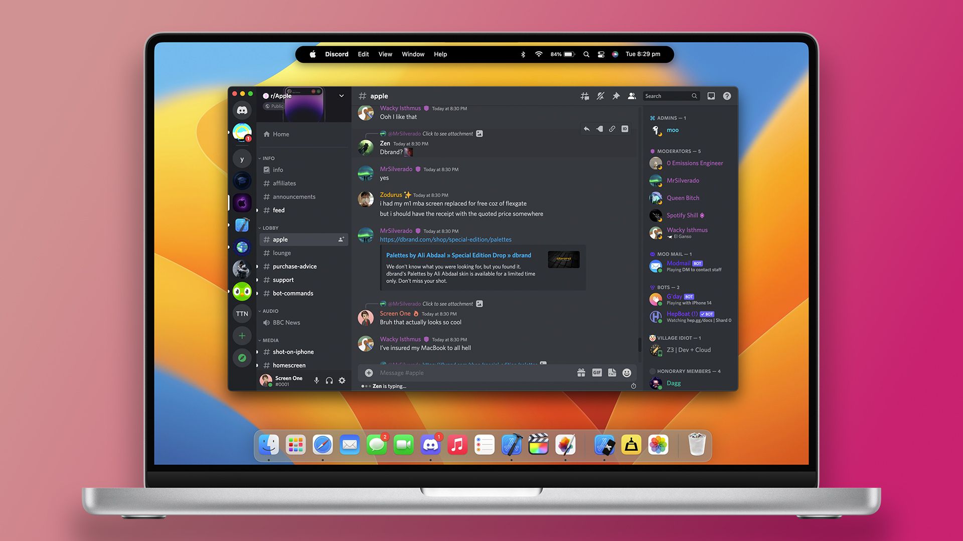 MacBook Pro OLED 2026 Bakal Naik USD 500, MacBook Air Masih Jauh
