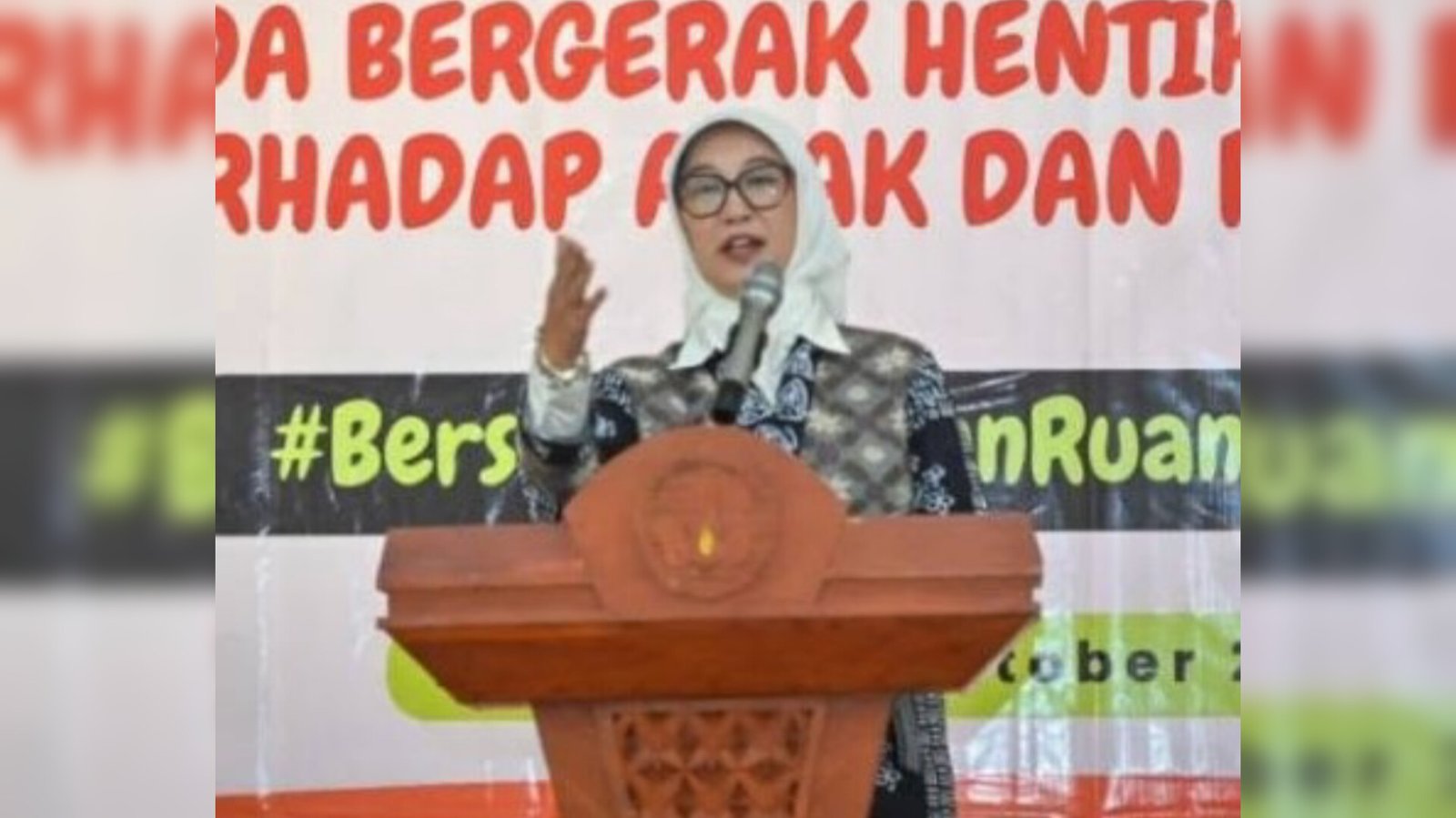 Ketua TP PKK NTB Buka Youth Town Hall Lombok 2026, Soroti Kekerasan Seksual di Pesantren