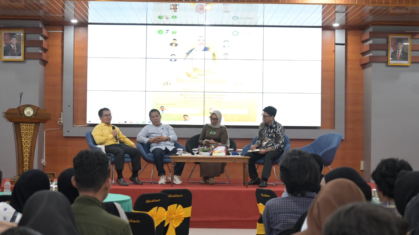 Unkhair Bedah Buku 