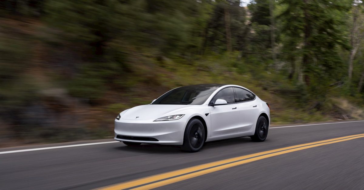 Tesla Canada Ubah Spesifikasi Model 3 Premium RWD, Sinyal Impor dari Pabrik Fremont