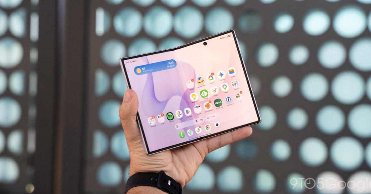Samsung Galaxy Z Fold 8 Tetap Diskon USD 200 Saat iPhone Duo Alami Layar Retak