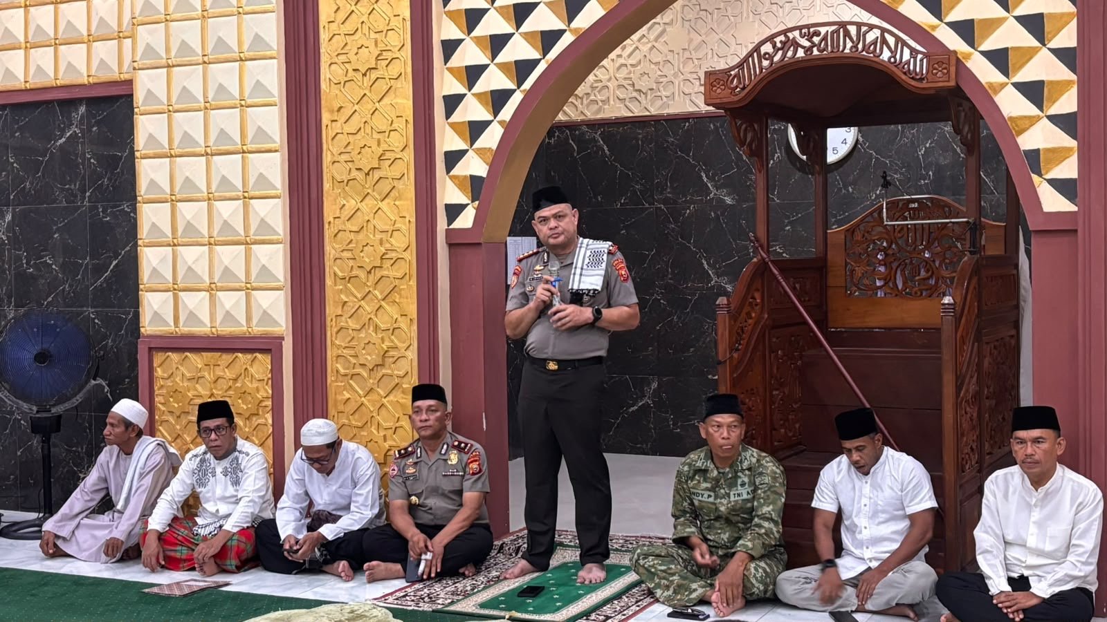 Binmas Polda Malut Gelar Safari Subuh di Masjid Bahrul 'Ilmi Oba Utara, Libatkan 5 Instansi