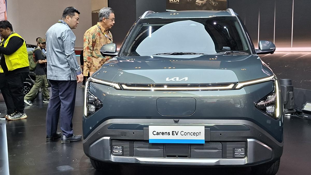 Kia Carens EV Buka Pre-Book 26 Oktober, Estimasi Harga Rp 382–432 Juta