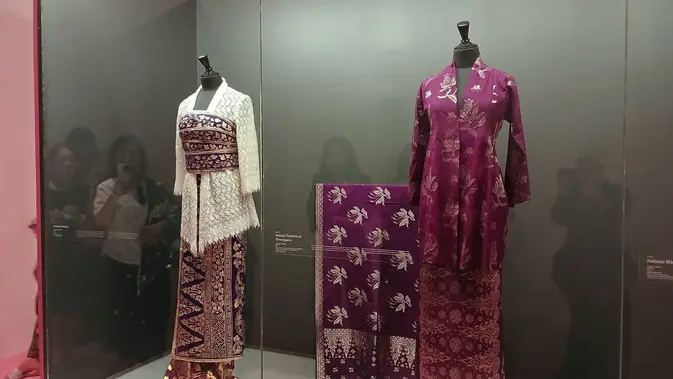 Pameran Waves of Weave di Museum Nasional, Jelajah Tekstil 10 Negara ASEAN