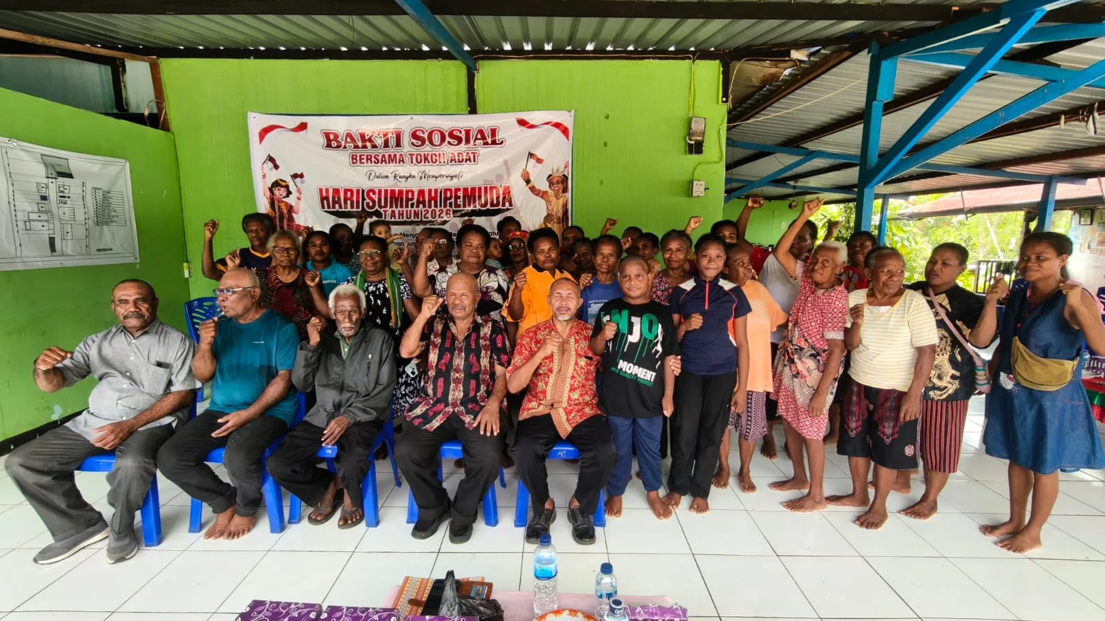 Ondoafi Kayo Batu Ajak Pemuda Papua Hidupkan Sumpah Pemuda Lewat Bakti Sosial di Jayapura