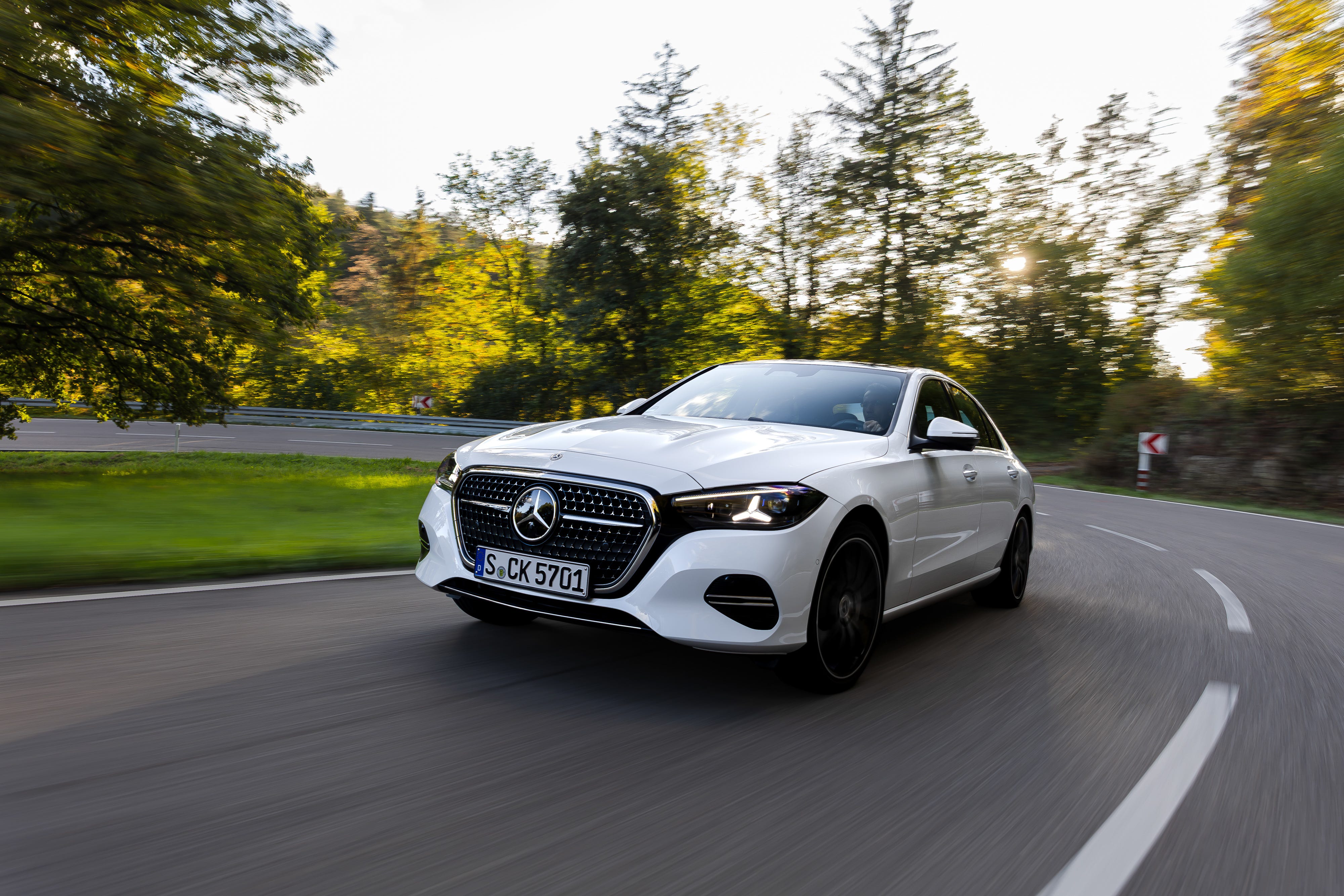 Mercedes-Benz C350 2027 Tampil dengan Desain Eksterior Baru