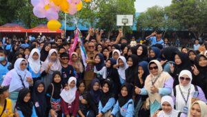 Bupati Tabalong Janji Beasiswa Juara Kelas dan Siswa Kurang Mampu di SMPN 1 Tanjung, Cair November