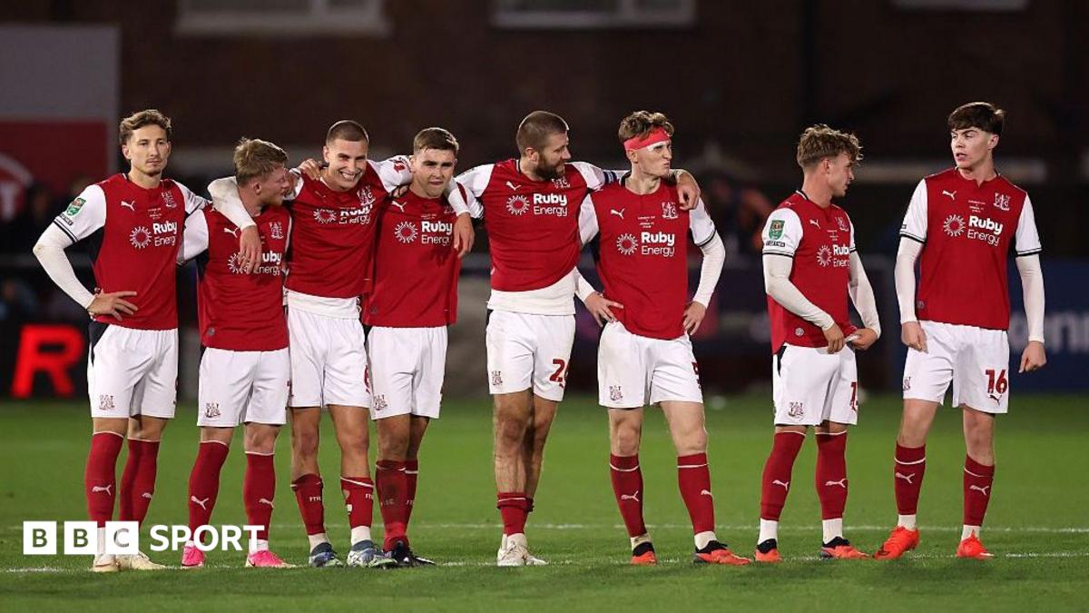 Fleetwood Kalahkan Arsenal 5-3 di Adu Penalti, tapi Wajib Coret Satu Pemain