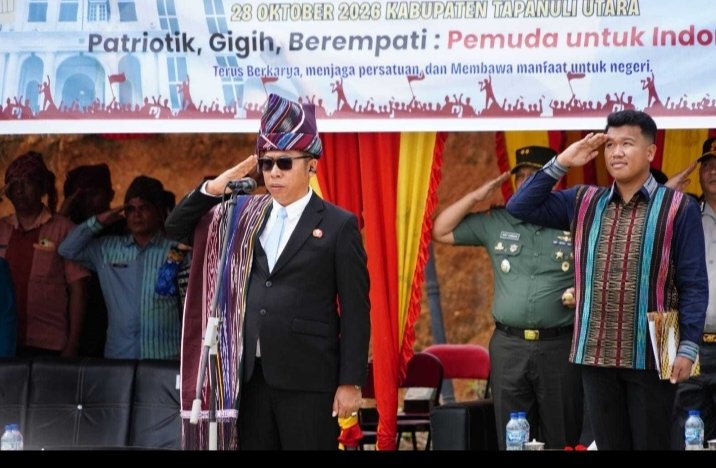 Bupati Taput Pimpin Upacara Sumpah Pemuda ke-98 di Menara Pandang Salib Kasih Siatas Barita