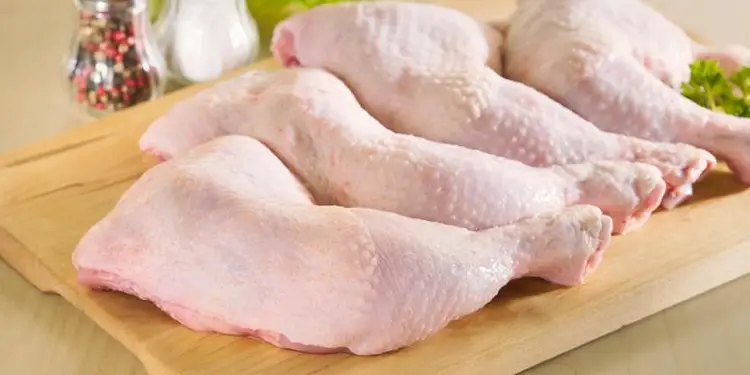 Harga Daging Ayam di Sumut Turun ke Rp30.000 per Kilogram, Peternak Terancam Rugi akibat Pasokan Melimpah