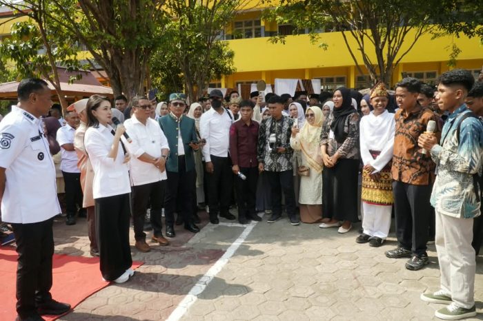 Gubernur Maluku Utara Sherly Laos Respons Keluhan Siswa SMAN 1 Tidore, dari Kelas Siang hingga Beasiswa
