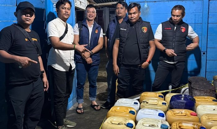 Polres Aceh Barat Ringkus Nelayan Meureubo, 55 Jeriken Solar Subsidi Senilai 1,6 Ton Disita