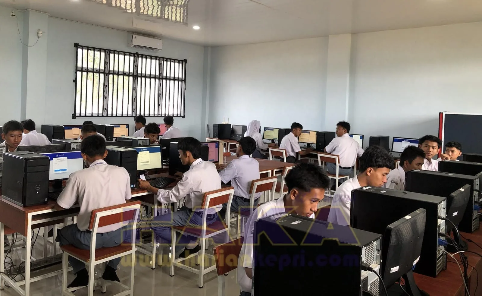 Gangguan Sistem TKA Hari Kedua, 112 Siswa SMKN 10 Batam Ikut Ujian Susulan Jumat 30 Oktober 2026